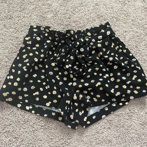 Black daisy shorts